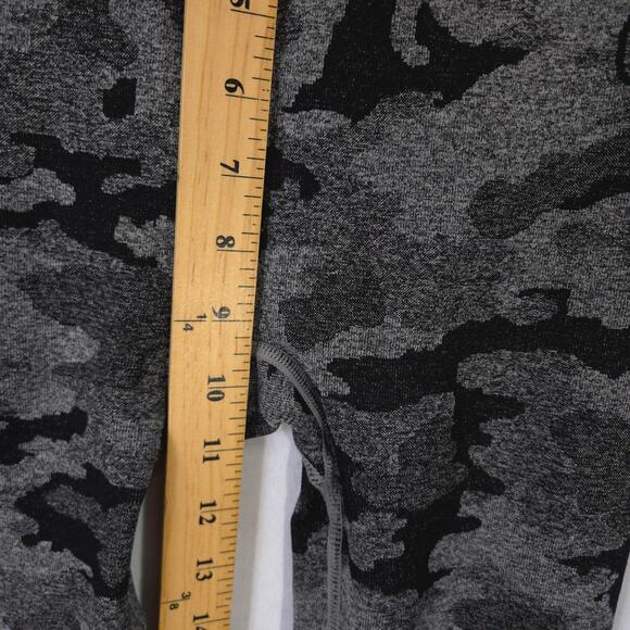 Gymshark Adapt Leggings Womens Medium Gray Black Camo Seamless Athletic Pull On - Picture 9 of 11
